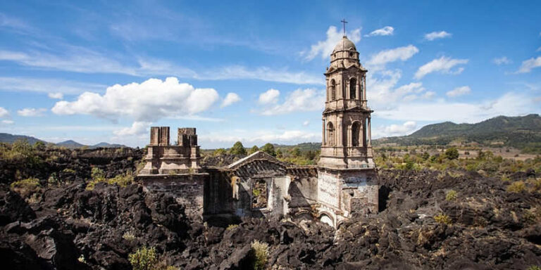 Parangaricutirimícuaro: A Town Steeped in History and Legend